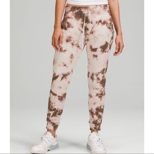 NWT Lululemon Warm Down Jogger 
28"